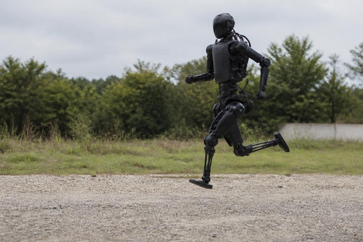 humanoid-robots-can-run-but-human-running-is-still-harder-1200x800-v1.jpg